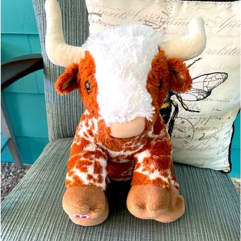 Build a bear longhorn steer cattle cow 2021 Build A Bear Longhorn Cow, Long Horn Cow Build A Bear, Western Stuffed Animals, Build A Bear Highland Cow, Longhorn Build A Bear, Build A Bear Longhorn, Build A Bear Ideas, Western Shopping, Brooklyn Nicole