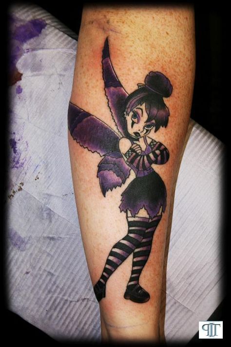 Bad Tinkerbell Tattoo, Goth Tinkerbell Tattoo, Gothic Tinkerbell, Zombie Disney Princess Tattoo, Tinkerbell Ankle Tattoo, Pin Up Tattoos, Emo Goth, Emo Girls, I Tattoo