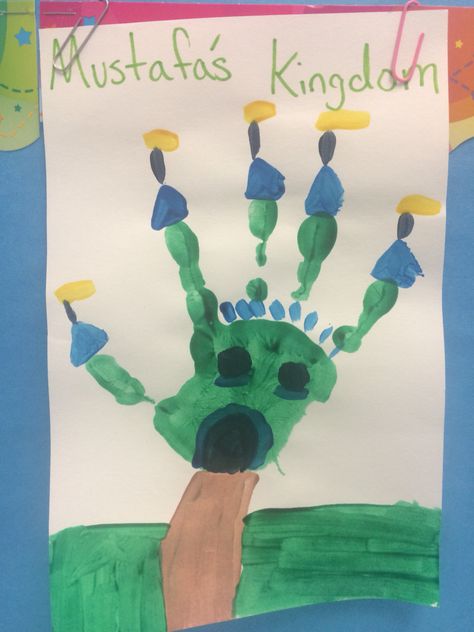 Boy castle handprint Pre K Lesson Plans, Princess Theme, Classroom Crafts, Lesson Plans, Preschool, Castle, How To Plan, Frame