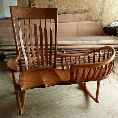 Gotta have this! Casa Country, Hard Wood, Beautiful Furniture, Wooden Chair, Unique Furniture, Wood Design, Furniture Plans, Rocking Chair, Cool Furniture