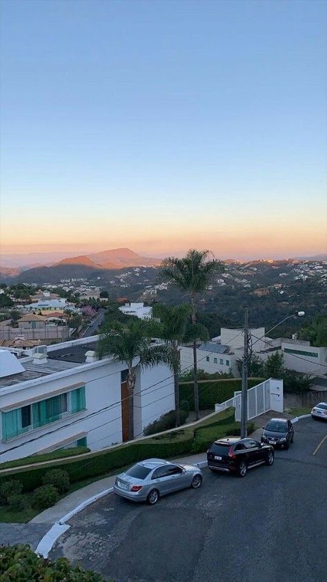 Los Angeles House View, Cali Pics, Los Angeles Vibes, Views Aesthetic, Autumn Fall Aesthetic, Aesthetic Views, Los Angeles Aesthetic, La Life, California Mountains