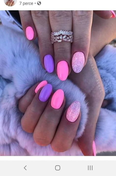 Occasion Nails, Purple Glitter Nails, Pedicure Manicure, Simple Gel Nails, Vibrant Nails, Bright Nails, Cute Gel Nails, Nail Designs Glitter, Design Nails