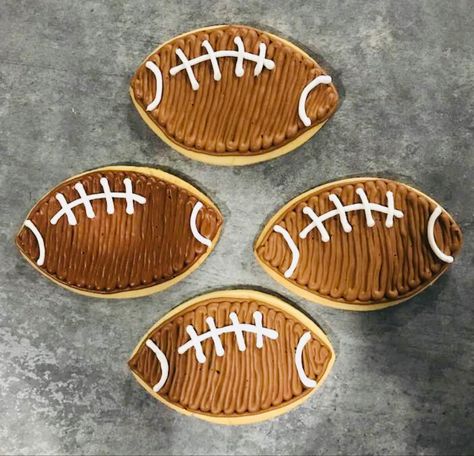 Football Cookies Buttercream, Football Sugar Cookies, Cookies With Buttercream Frosting, Buttercream Cookies, Football Cookies, Thanksgiving Football, Treat Ideas, Buttercream Frosting, Cookie Desserts