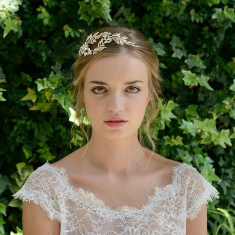 Bohemian Style Gown, Style Année 20, Pretty Headbands, Chic Headband, Silver Headband, Bridal Hair Vine, Crystal Headband, Bridal Headpiece, Wedding Headband