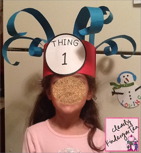 Thing hats for Dr. Seuss' birthday. Dr. Suess, Dr Seuss Preschool Activities, Dr Seuss Preschool, Dr Seuss Classroom, Dr Seuss Activities, Dr Seuss Crafts, Seuss Classroom, Lock Picking, Seuss Crafts