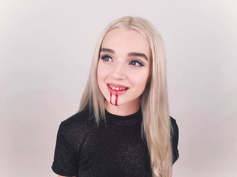 Poppy Music, Troll Halloween Costume, Poppy Youtube, Im Poppy, Troll Costume, That Poppy, Popular People, Funny Face, Queen B