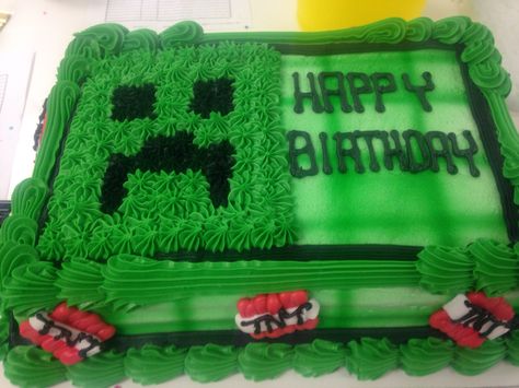 Mine craft cake Minecraft Sheet Cake Birthday, Minecraft Sheet Cake Ideas, Minecraft Sheet Cake, Cake Drawings, Henry 8th, Minecraft Cake Designs, Pastel Minecraft, Sheet Cakes Decorated, Minecraft Cakes