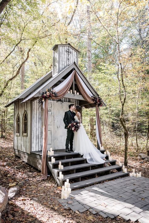 What a perfect day for a micro wedding in Tennessee! Take advantage of that glorious glowing light and join us in the Smoky Mountains. Chapel in the Hollow is close to Pigeon Forge and Gatlinburg as well as Townsend. Our outdoor chapel has a woodsy charm and is surrounded by the mountains of East Tennessee. #GatlinburgWeddings #PigeonForgeWeddings #Microwedding Micro Wedding Smoky Mountain Outdoor Stress Free Wedding Affordable Outdoor Wedding Chapel Ideas, Mini Chapel Design, Chapel In The Hollow, Small Chapel Design, October Wedding Ceremony, Small Wedding Chapel, Outdoor Wedding Venue Ideas, Tiny Wedding Venues, Tiny Chapel