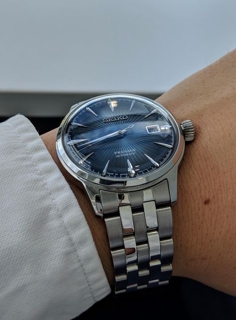 Blue Moon Cocktail, Blue Gradation, Seiko Presage, Watches Collection, Gents Watches, Automatic Watches For Men, Best Watches For Men, Wrist Game, Time Art