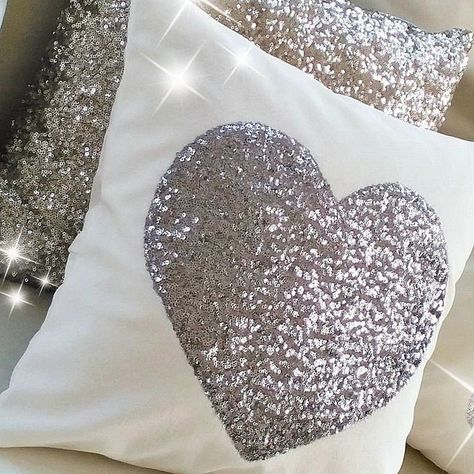 Bow Pillows, Cushion Embroidery, Heart Glitter, Silver Pillows, Pillow Crafts, Bantal Sofa, Cushion Cover Designs, Goth Home Decor, Diy Cushion