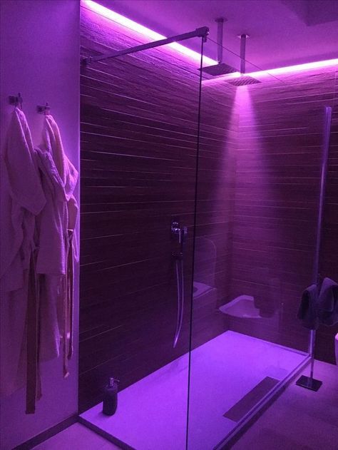 Bathroom With Led Lights, Neon Room, Aesthetic Bathroom, Dream Apartment Decor, Led Band, Future Apartment Decor, Led Stripes, Dream House Rooms, Aesthetic Rooms