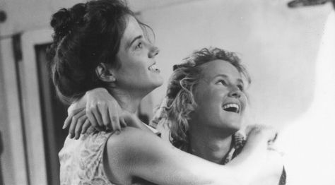 idgie & ruth Mary Stuart Masterson, Mary Louise Parker, Mary Stuart, Fried Green Tomatoes, Green Tomatoes, Tomatoes, Green, White, Black