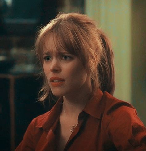 Rachel Mcadams Morning Glory, Rachel Mcadams Bangs, Rachel Mcadams Fringe, Rachel Mcadams Aesthetic, Rachel Mcadams Icons, Rachel Mcadams Hair Bangs, Rachel Mcadams Hair About Time, Baddie Books, Rachel Mcadams Red Eye