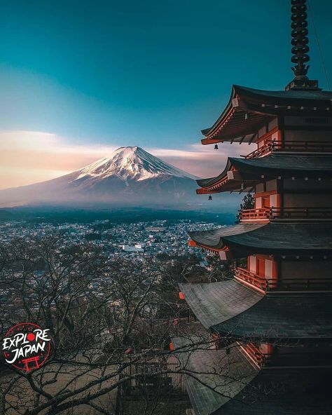 EXPLORE JAPAN 🇯🇵 on Instagram: “[#ExploreJPN] Make sure to spend your weekend in a perfect place like this! 😍 ......... Location: 📍 Chureito Pagoda, Fujiyoshida. .........…” Chureito Pagoda, Japan Guide, Manama, Nature View, Mount Fuji, Visit Japan, Japan Photo, Travel Images, Nature Images