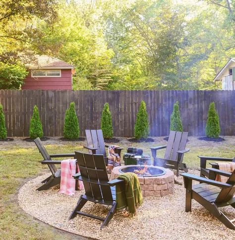 9 Before-and-After Backyard Makeovers Backyard Before And After Landscaping, Subdivision Backyard Ideas, Landscaping Before And After, Backyard Before And After, Backyard Landscaping Designs Layout, Yard Before And After, Backyard Transformation, Backyard Renovations, Casa Exterior