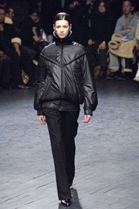 Veronique Branquinho Fall/Winter 2005 Paris Veronique Branquinho, Caitriona Balfe, Year 2000, Puffer, Winter Jackets, Fall Winter, Internet, Queen, Energy