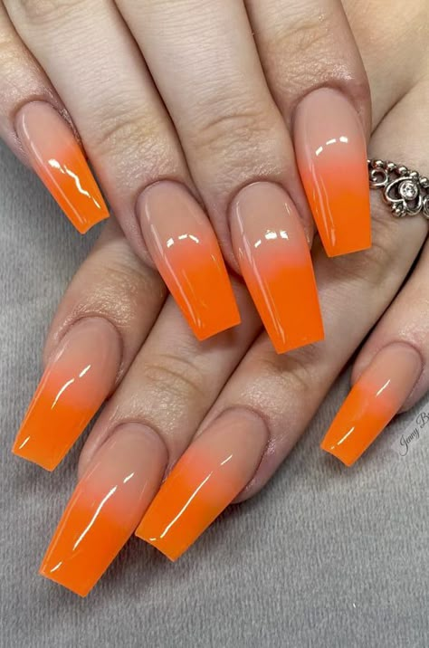 23 Gorgeous Ombre Nails Design ideas Tutorial - Womenstyle Ambre Nails, Orange Ombre Nails, Ombre Nail Art, Orange Acrylic Nails, Red Ombre Nails, Ring Finger Nails, Ombre Nail, Ombre Nail Designs, Orange Ombre