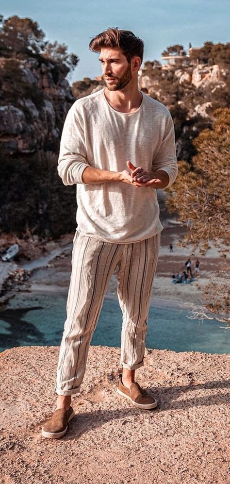 Amazing Linen Outfit Ideas for Men Mens Linen Pants Outfit, Linen Outfits For Men, Linen Outfit Men, Bohemian Outfit Men, Mens Linen Outfits, Boho Men Style, Linen Style Fashion, Bohemian Style Men, Bohemian Outfit