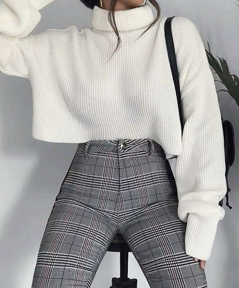 Cooler Style, Fest Outfits, Checkered Pants, Chic Winter Outfits, Chique Outfits, Pullover Outfit, Vintage Diy, Winter Trends, Mode Inspo