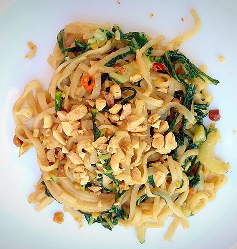 Peanut Rice Noodles with Bok Choy - Trailing Rachel Healthy Rice Noodle Recipes, Peanut Rice Noodles, Healthy Rice Noodles, Peanut Rice, Choy Recipes, Bag Of Rice, Flamin Hot Cheetos, Peanut Sauce Noodles, Rice Noodle Recipes