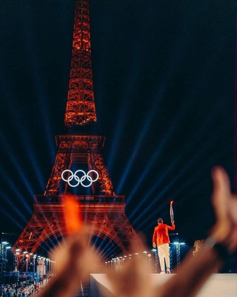 Olympic Games Aesthetic, Paris 2024 Olympic Games, 2024 Olympics, Olympics Opening Ceremony, The Olympic Games, Paris Olympics, Paralympic Games, Rafa Nadal, Aesthetic Pics