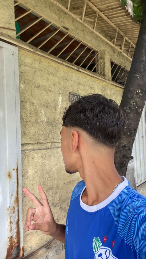 French Crop Low Fade, Low Fade Redondo, Low Fade Long Hair, Taper Fade Short Hair, Men Fade Haircut Short, Low Skin Fade, Cr7 Jr, Men Haircut Curly Hair, Low Fade