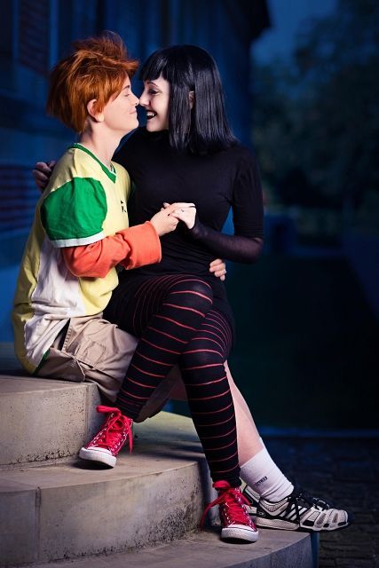 Mavis and Johnny cosplay Mavis Costume, Coraline Halloween Costume, Coraline Costume, Cosplay Couple, Couples Cosplay, Best Couples Costumes, Couple Cosplay, Cute Couple Halloween, Halloween Parejas