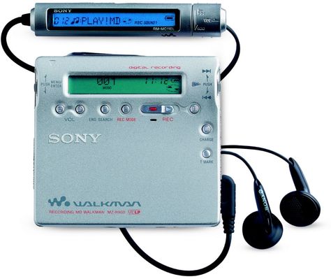 Sony Minidisc, 1990s Childhood, Old Electronics, Sony Walkman, Black Slides, Music Player, Music Players, Cassette Tapes, Music Stuff