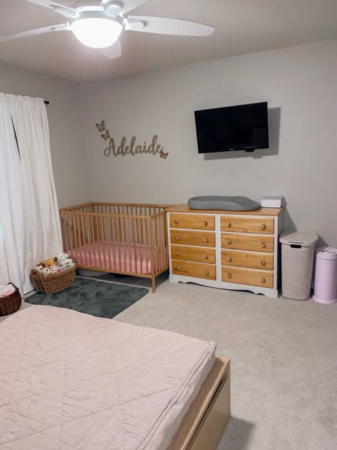 Nursery Inside Parents Room, Bedroom Ideas Single Mom, Room With Nursery Ideas, Nursery Section In Parents Room, Split Nursery And Bedroom, Simple Apartment Nursery, Bedroom Setup For Newborn, Mom And Son Bedroom Ideas, Nursery Ideas In Parents Room Small Spaces