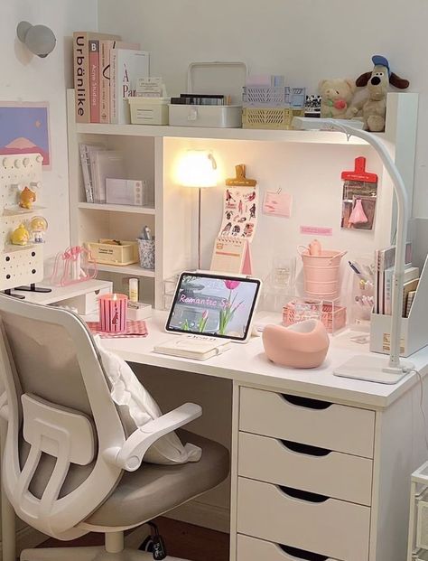 Kpop Desk, Room Things, Study Desk Decor, Desk Inspiration, White Desk, Room Redesign, Pinterest Room Decor, Study Room Decor, Desk Ideas