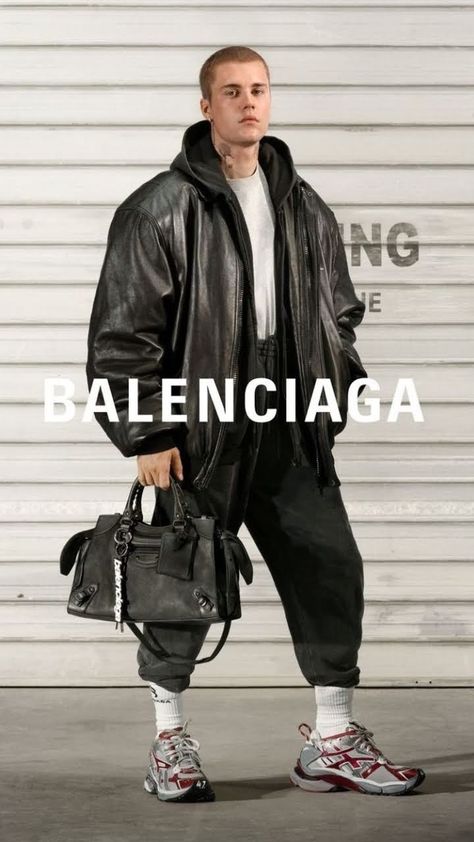 Balenciaga Outfit Mens, Balenciaga Outfit, Balenciaga Fashion, Street Wear Outfits, Brand Campaign, Balenciaga Black, Photo Model, Men Looks, Black Love