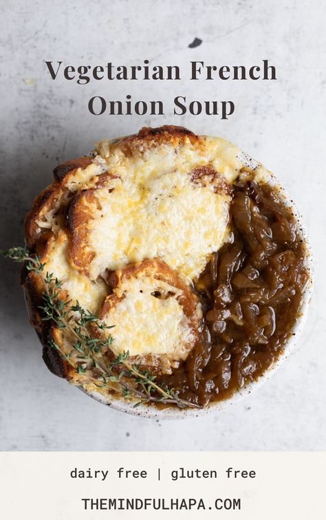 Vegetarian Onion Soup, Vegan French Onion Soup, Vegetarian French Onion Soup, Warming Soups, Soup Recipes Healthy Vegetarian, Vegan Alfredo Sauce, Classic French Onion Soup, Soup Vegetarian, Shakshuka Recipes