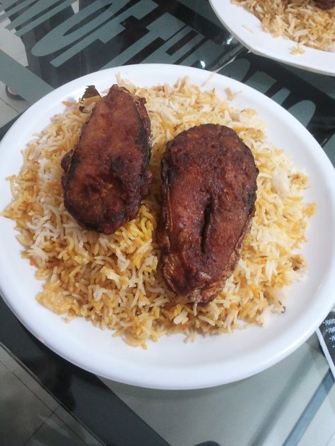 Fish Biryani Fish Biryani, Pakistani Food, Rice Dishes, Biryani, Rice Recipes, Pinterest Likes, Rice, Fish, Quick Saves