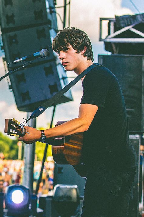 Jake Bugg Jake Bugg, Real People, Bugs, See More, We Heart It, Musician, Singing, Sound, Lost