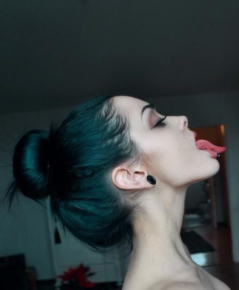 Stretchers and tongue piercing on Johanna Herrstedt Dark Teal Hair, Teal Hair Color, Dark Green Hair, Blue Green Hair, Hair Colorful, Teal Hair, Dye My Hair, Hair Color Dark, Hair Envy