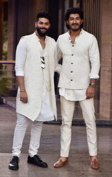 Casual Indian Fashion Men, Mens Clothing Styles Wedding Kurta, Indian Mens Wedding Wear, Nehru Jacket For Men Wedding Style, Jacket Kurta For Men, Mens Traditional Wear Indian Wedding, Kurta Jackets For Men Wedding, Mens Indian Wear Kurta, Kurta Jackets For Men