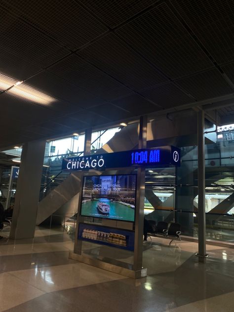 Chicago Airport Snapchat, Ohare Airport Chicago, Ohare Airport, Midway Airport, Chicago Airport, Usa Life, Chicago Aesthetic, Travel Aesthetics, New York City Vacation