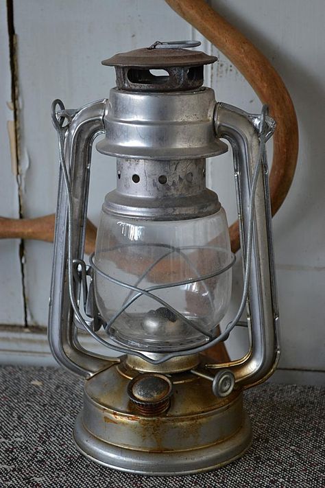 Stormlantaarn (storm lantern) www.blossombrocante.nl Storm Lantern, Old Lanterns, Still Life Pictures, Life Pictures, Still Life, Lanterns, Coffee Maker, Quick Saves, Coffee Machine