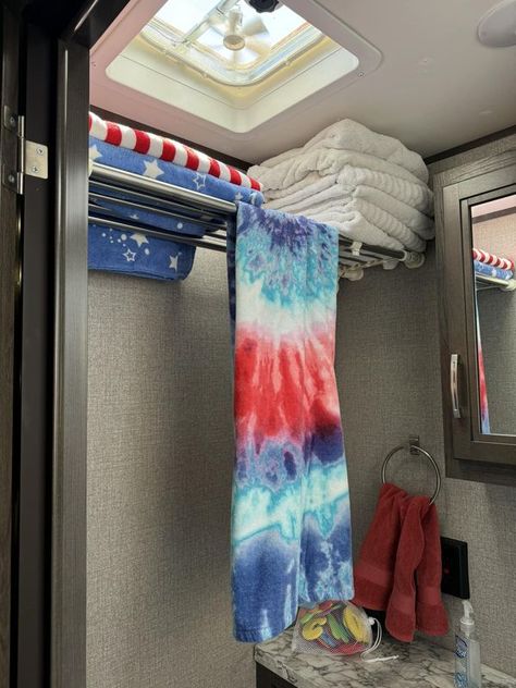 RV Hacking Camping Ideas | Couldn’t figure out where to store my towels so they wouldn’t take up a whole closet | Facebook