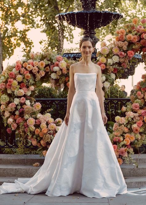 Lela Rose Bridal Fall 2020 Rose Wedding Dress, Dresses Style, Lela Rose, Bridal Fashion Week, New Wedding Dresses, Bridal Fashion, Dream Wedding Dresses, Designer Wedding Dresses, Martha Stewart