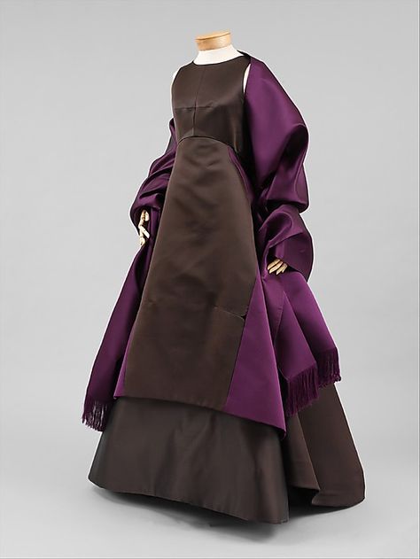 Ladies Accessories on http://berryvogue.com/womensaccessories Ralph Rucci, Fashion 2000s, Purple And Brown, Purple Gowns, Fashion 1950s, Beautiful Skirts, 1950s Fashion, Metropolitan Museum Of Art, Metropolitan Museum