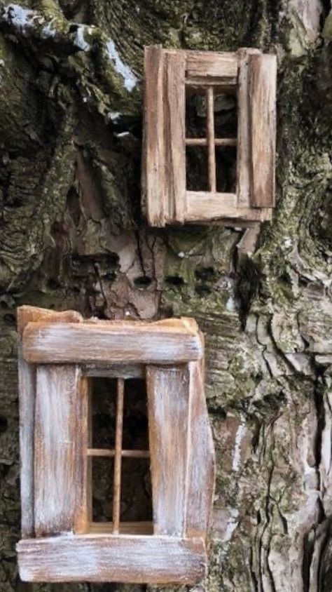 Fairy Window, Fairy Garden Doors, Fairy Tree Houses, Fairy Garden Furniture, Deco Champetre, Fairy House Diy, Fairy Garden Designs, Fairy Garden Crafts, Fairy Furniture