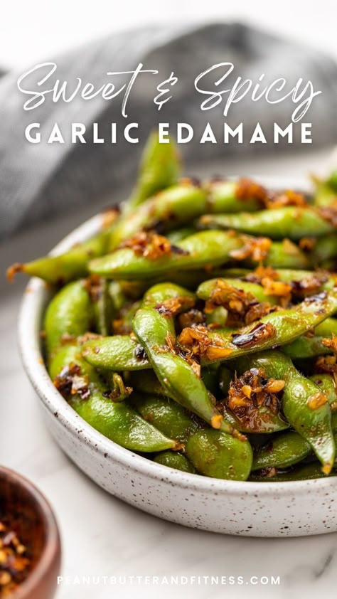 Spicy Garlic Edamame, Edamame Recipes Spicy, Spicy Edamame, Edamame Recipes, Chili Flakes, Healthy Vegetarian, Edamame, Sesame Oil, High Protein Recipes