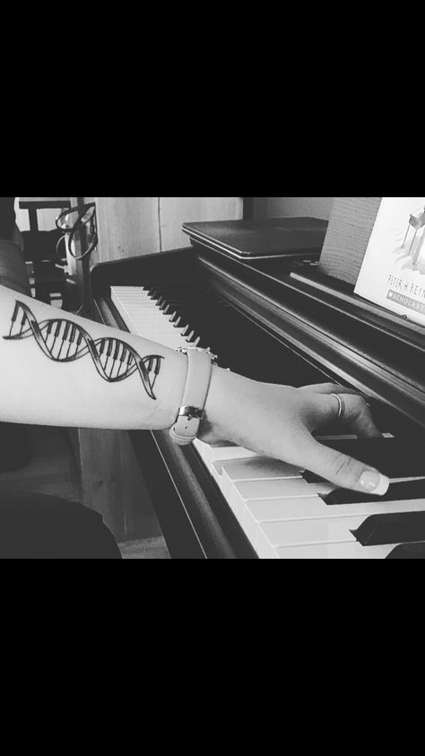 Piano DNA tattoo #tattoos #dna #piano #musictattoo #inspiration #music Dna Tattoo, Music Tattoo, Body Painting, Tattoos And Piercings, Body Art, Piercings, Piano, Musical, Paint