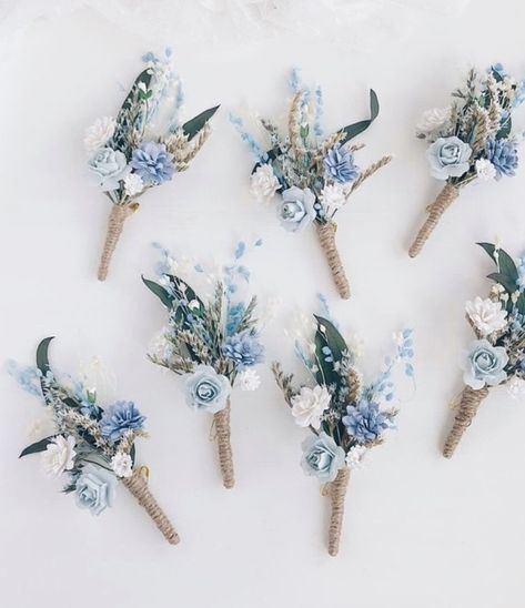 Boutonniere Blue, Groomsman Boutonniere, Wedding Flower Guide, Flower Boutonniere, Rustic Boutonniere, Rustic Wedding Decorations, Blue And White Flowers, Groomsmen Boutonniere, Blue Wedding Bouquet