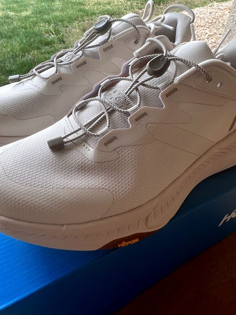 Hoka Transport Shoe Review - FueledByLOLZ Hoka Women Outfit, Hoka Transport Outfit, Hoka Transport, Outfits With Hoka Shoes, Hoka Outfit, Hoka Shoes, Cushioned Running Shoes, Best Walking Shoes, Tie Shoelaces