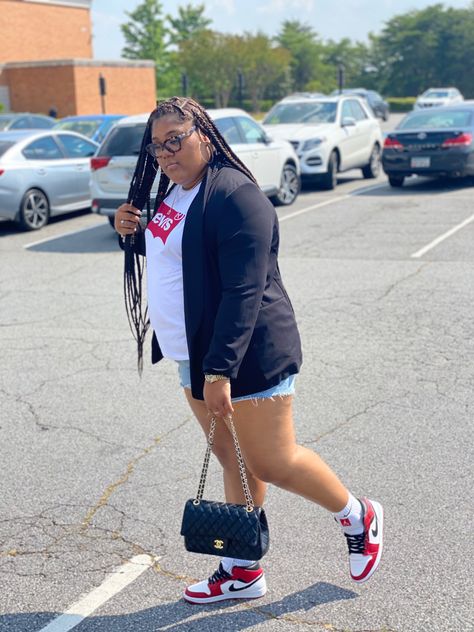 Sneaker And Blazer Outfit Black Women, Blazer And Shorts Outfit Sneakers, Plus Size Dunks Outfit, Plus Size Jordan 1 Outfit, Blazer And Jordans Outfit, Shorts And Sneakers Outfit Black Women, Plus Size Outfits With Converse, Errands Outfit Plus Size, Shorts And Blazer Outfit Classy