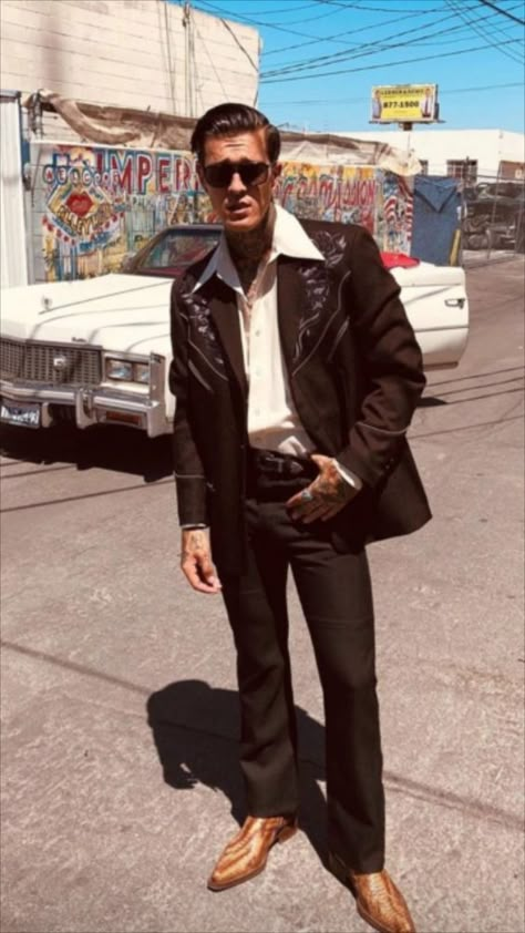 50s Rock Aesthetic, Formal 70s Fashion, 70s Italian Fashion Men, Mexican 70s Fashion, Western Street Style Men, 1970s Aesthetic Men, Men 70s Style, 70s Man Aesthetic, Retro Fashion Mens 80s