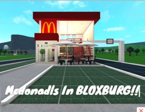 Mcdonalds Bloxburg Layout, Mcdonald’s Bloxburg, Fast Food Bloxburg, Bloxburg Fast Food Ideas, Bloxburg Mcdonalds Decals Codes, Bloxburg Mcdonalds, Bloxburg Store, Bloxburg Mall, Bloxburg Food