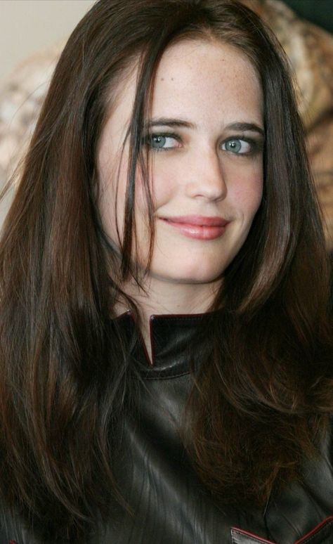 Vanessa Ives, Winter Typ, Green Pictures, Bond Girls, Green Photo, Eva Green, French Actress, Green Tank, Celebrities Female